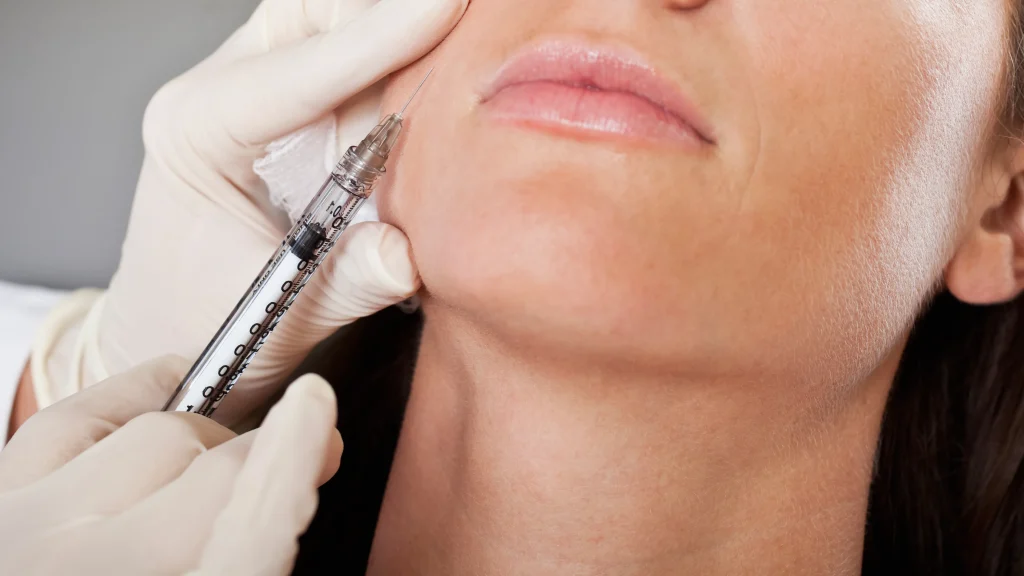 تفاوت بوتاکس طبیعی (Baby Botox) با بوتاکس معمولی